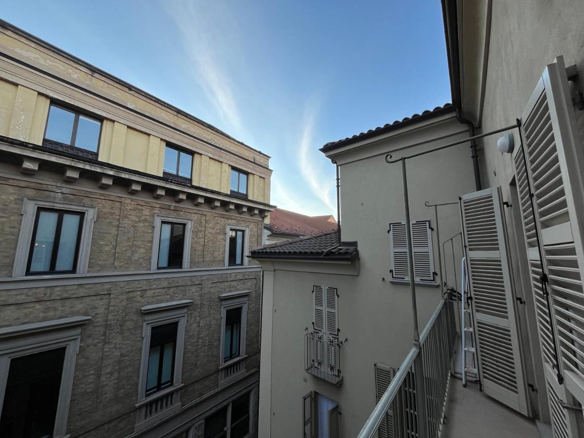 Zenhouse - Nel Cuore Del Centro Storico Di Torino Bagian luar foto